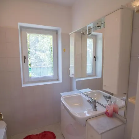 Garina 1 Apartment Veli Losinj