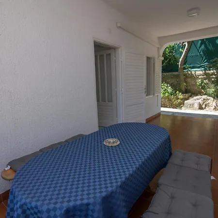 Apartment Garina 1